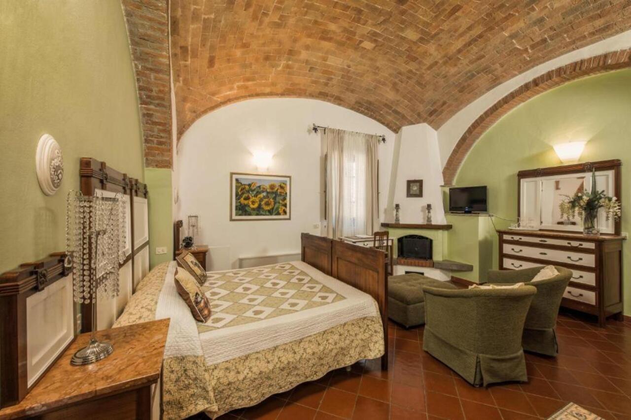 Borgo Tre Rose Hotel Valiano Luaran gambar
