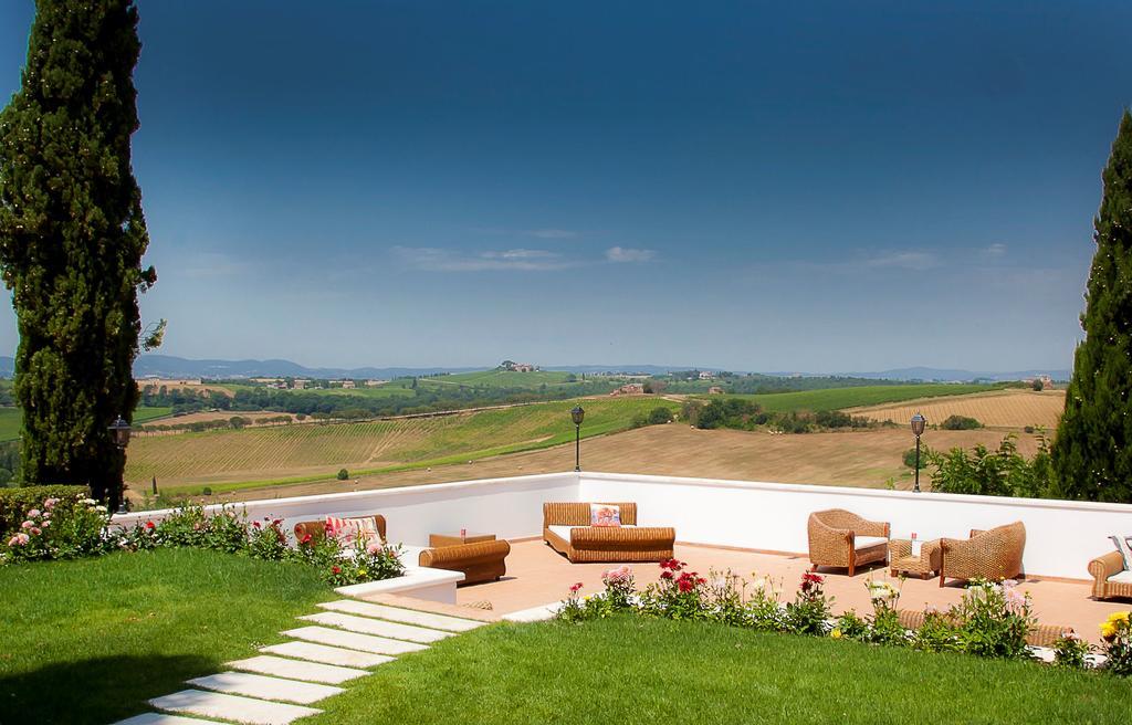 Borgo Tre Rose Hotel Valiano Luaran gambar