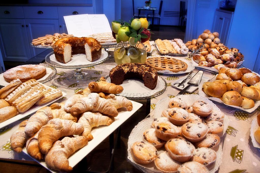 Borgo Tre Rose Hotel Valiano Luaran gambar