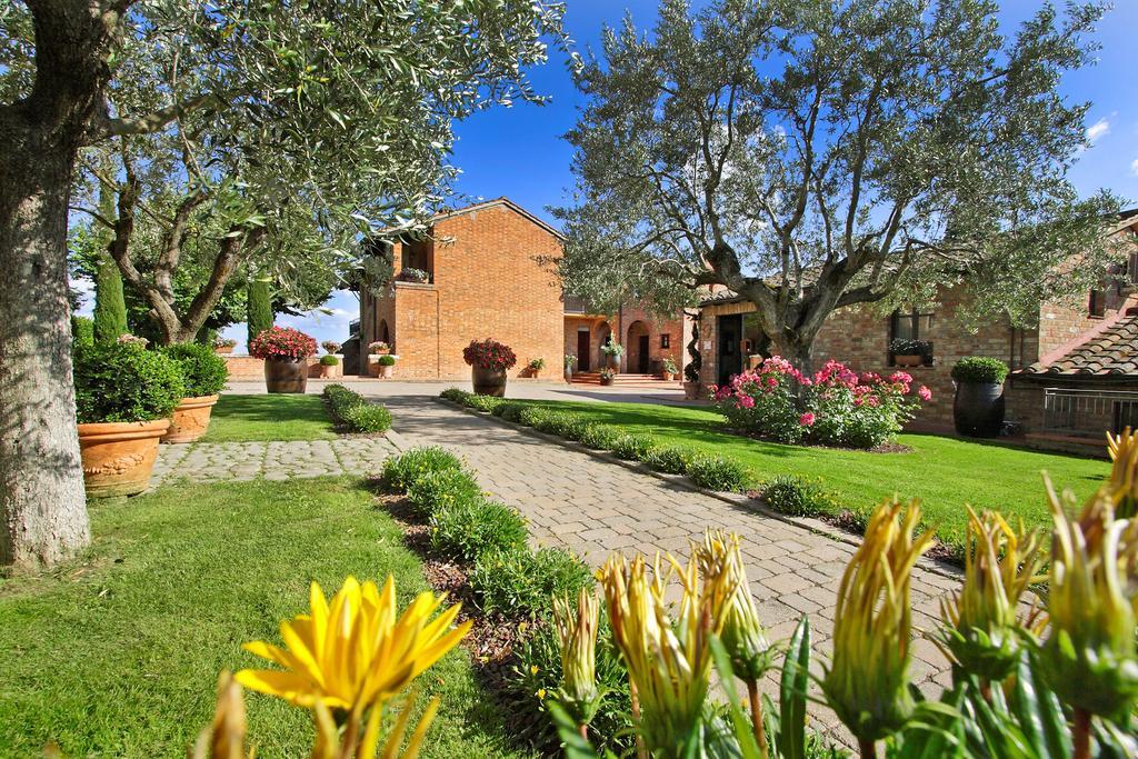 Borgo Tre Rose Hotel Valiano Luaran gambar