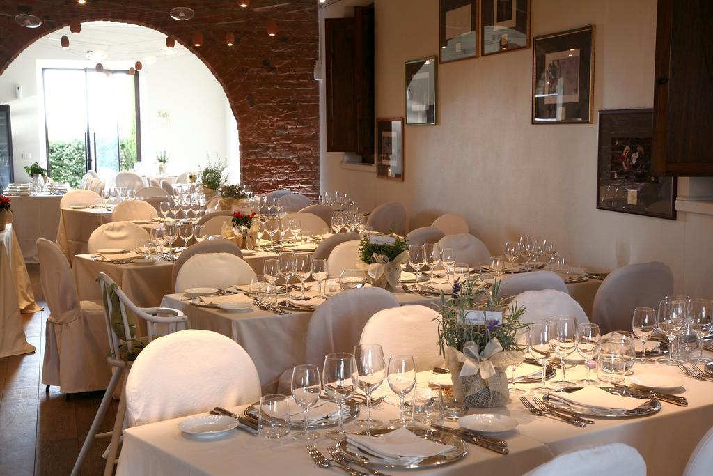 Borgo Tre Rose Hotel Valiano Luaran gambar