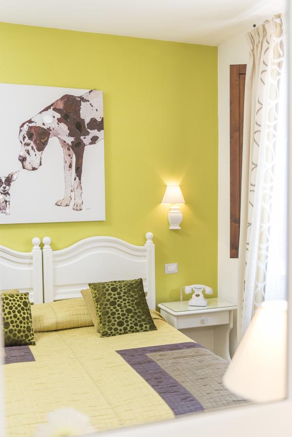 Borgo Tre Rose Hotel Valiano Luaran gambar