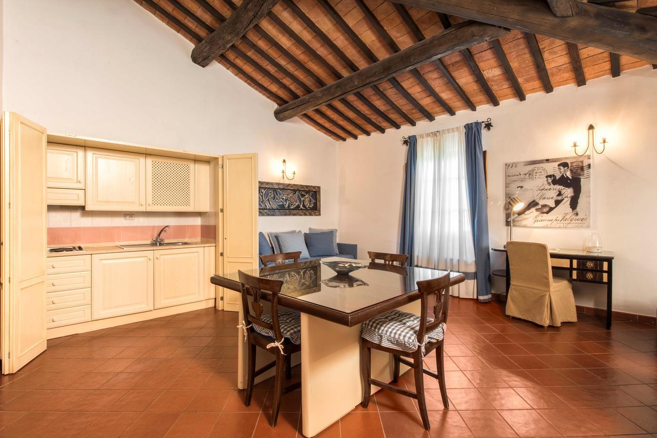 Borgo Tre Rose Hotel Valiano Luaran gambar