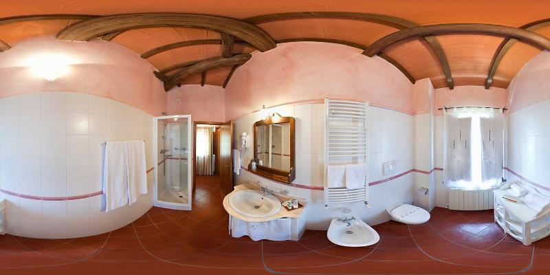 Borgo Tre Rose Hotel Valiano Luaran gambar