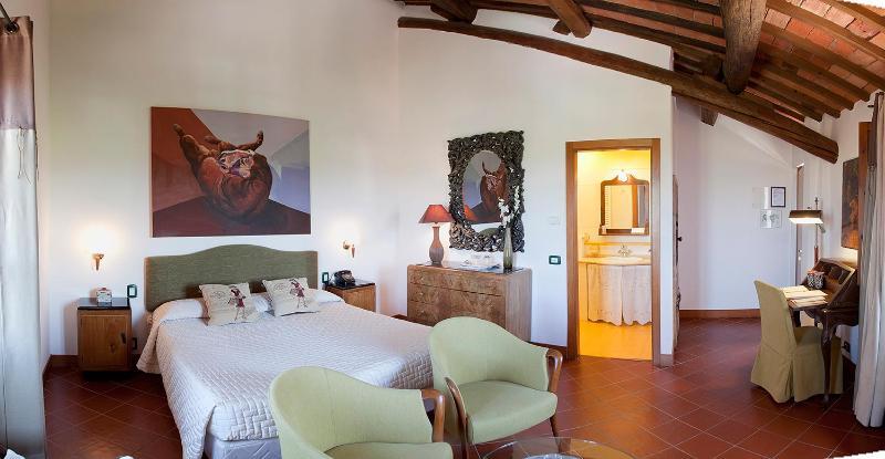 Borgo Tre Rose Hotel Valiano Luaran gambar
