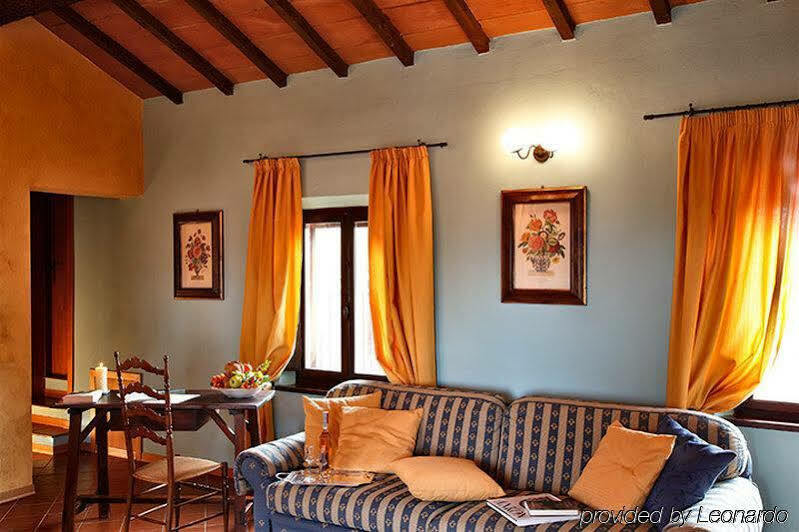 Borgo Tre Rose Hotel Valiano Luaran gambar