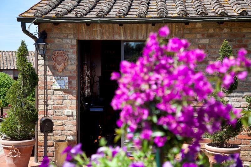 Borgo Tre Rose Hotel Valiano Luaran gambar